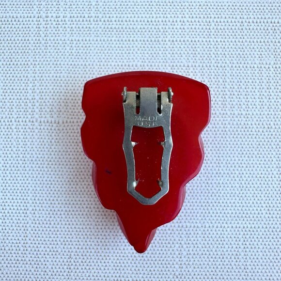 Red Bakelite Dress Clip Art Deco 1930s Jewelry - Picture 2 of 12